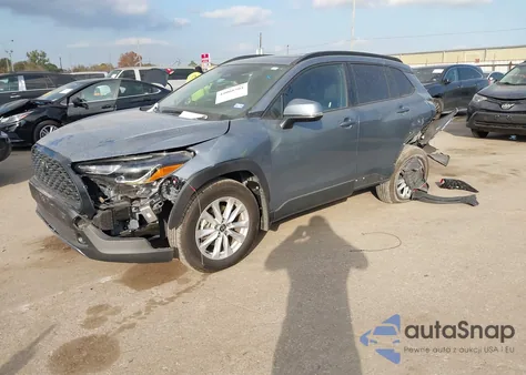 2024 Toyota Corolla Cross Le from USA, damaged, VIN 7MUBAAAG2RV086094